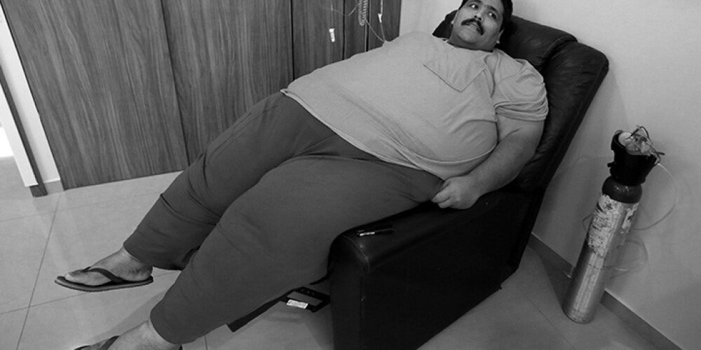 Meksikā 38 gadu vecumā miris pasaules resnākais vīrietis. FOTO