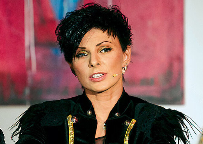 Ieva Pļavniece: "Intelekts cilvēkam rada daudz problēmu"