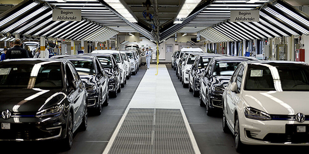 Autogigantam "Volkswagen" ASV var nākties atpirkt 115 000 dīzeļautomašīnu
