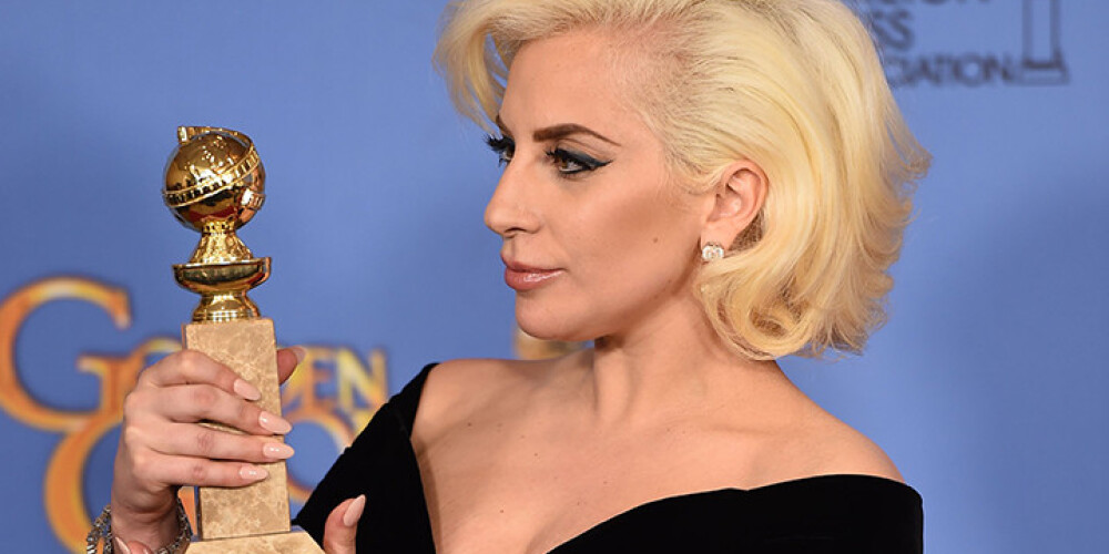 "Lady Gaga" saņem "Zelta globusa" balvu un paziņo par jaunu albumu. FOTO