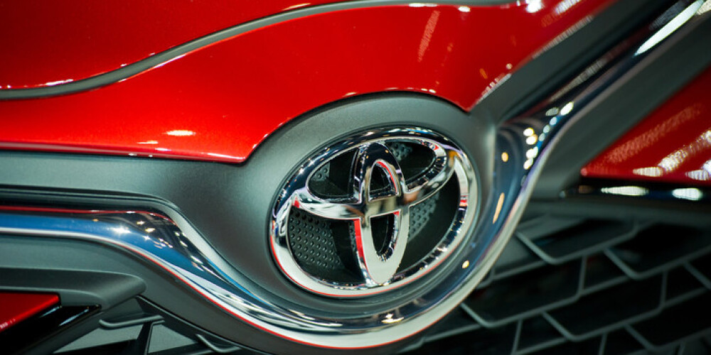 Pasaulē vispārdotāko auto zīmols - "Toyota"