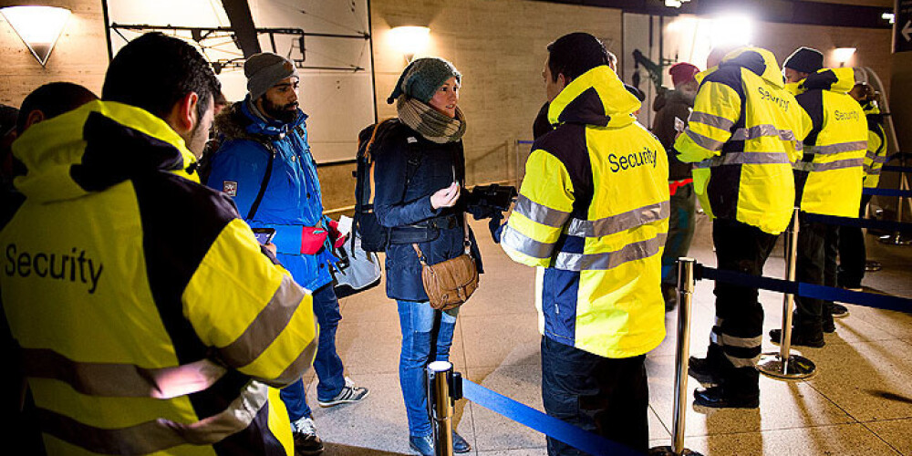 Izvarošanas mēģinājums pie bēgļu centra Dānijā. Grasās sodīt cietušo meiteni