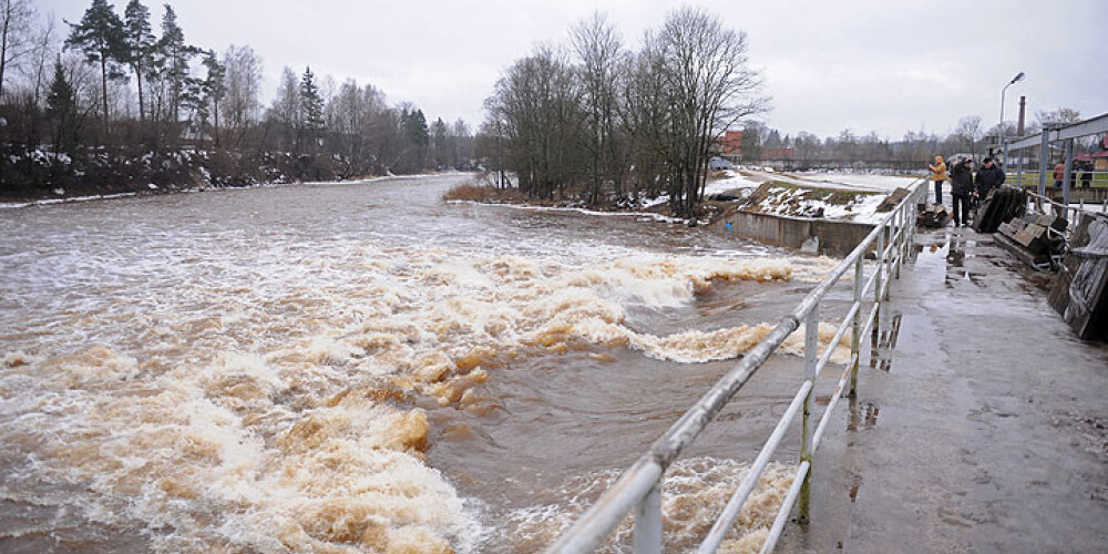 Ogres upē strauji paaugstinās ūdens līmenis