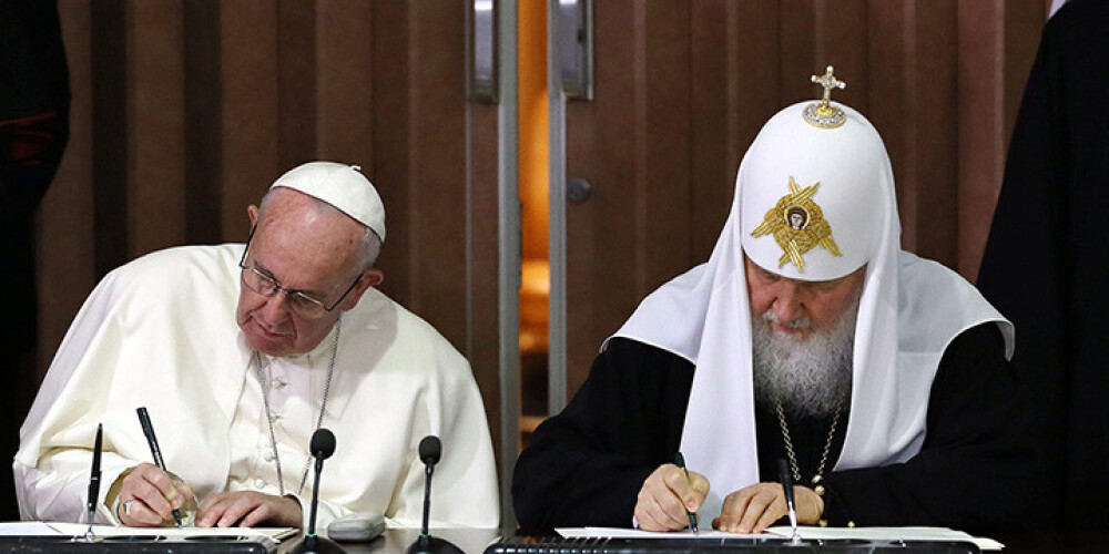 Tā Kubā satikās pāvests Francisks un patriarhs Kirils. FOTO. VIDEO