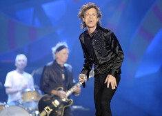 "The Rolling Stones" dalībnieki Miks Džegers, Kīts Ričardss, Ronijs Vuds un Čārlijs Votss Buenosairesā atrodas nepārtrauktā apsargu pavadībā.