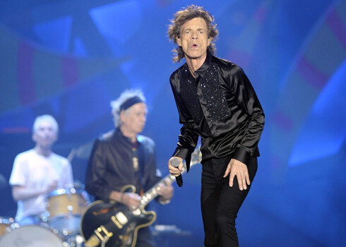 "The Rolling Stones" dalībnieki Miks Džegers, Kīts Ričardss, Ronijs Vuds un Čārlijs Votss Buenosairesā atrodas nepārtrauktā apsargu pavadībā.