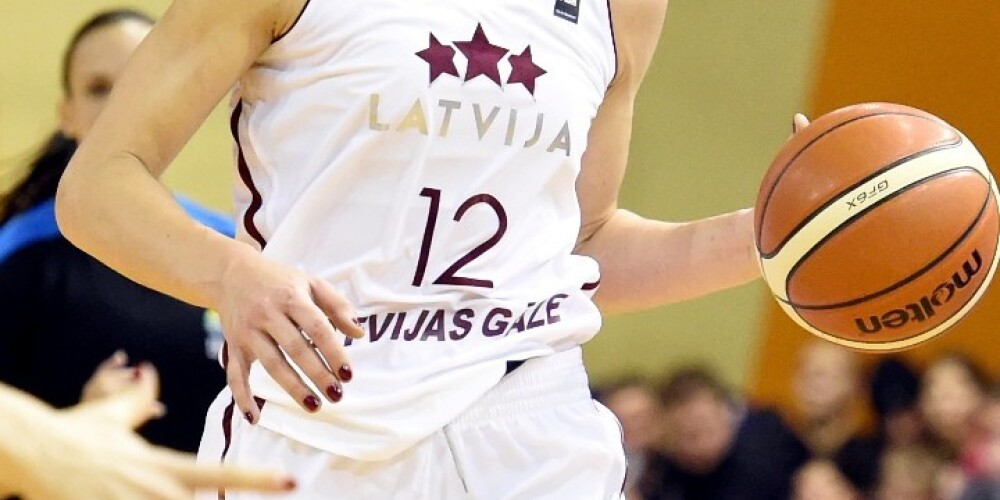 Latvijas izlases basketboliste Šteinberga karjeru turpinās pie FIBA Eirolīgas čempionēm