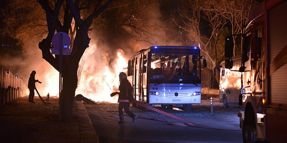 Teroraktā Turcijas galvaspilsētā Ankarā gājuši bojā 28 cilvēki. FOTO