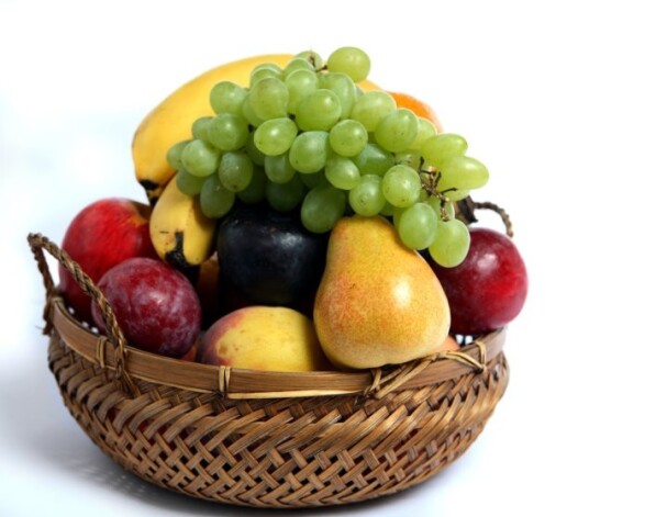 Большинство фруктов, увы, наполнены пестицидами