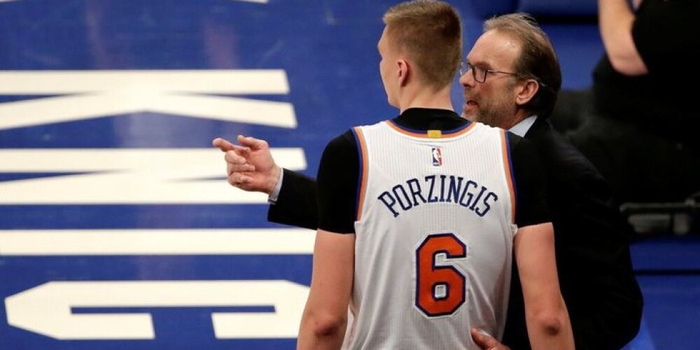 Porziņģim karjeras īsākais spēles laiks; "Knicks" pārtrauc zaudējumu sēriju