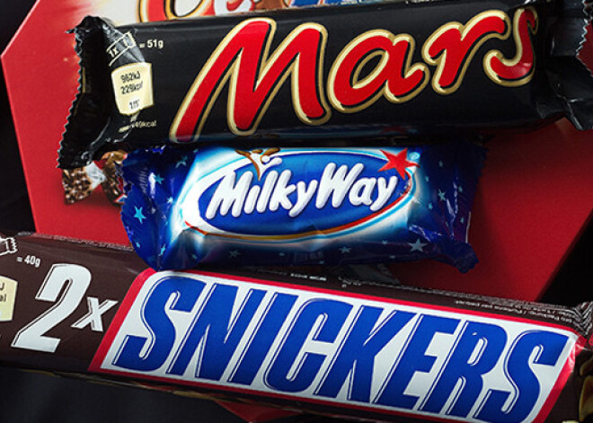 Arī Latvijā no veikaliem jāizņem "Snickers", "Mars" un "Milky Way" šokolādes