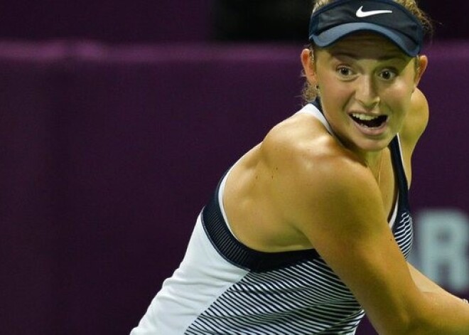 Aļonai Ostapenko tomēr neizdodas tikt pie prestižā titula Dohā