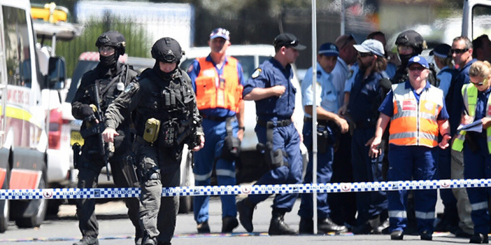 Apšaude rūpnīcā Sidnejā beidzas ar 2 mirušajiem un 2 ievainotajiem. FOTO
