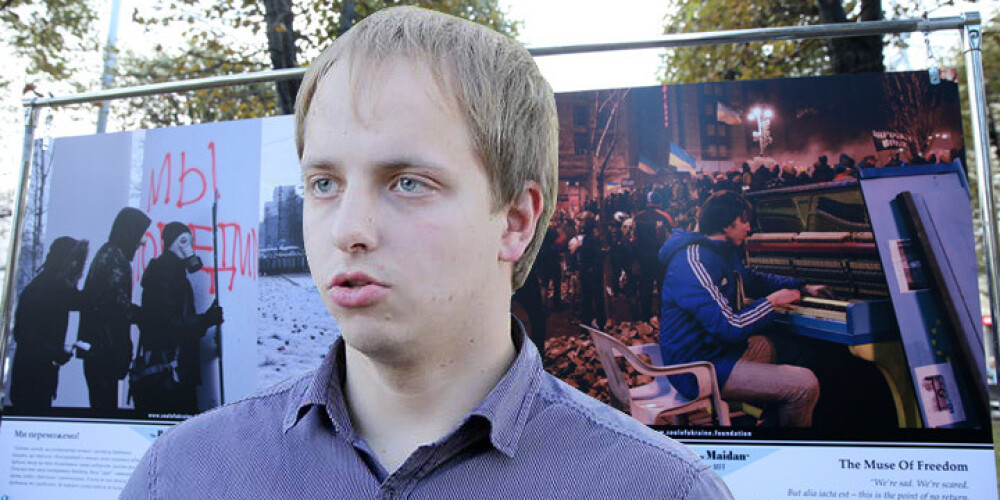 Prokrieviskajam Bukainam par izstādes "Maidana cilvēki" bojāšanu piespriests 70 eiro sods
