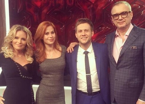 Орыс ауыл қыздарының порносы Сізді жылататын порно