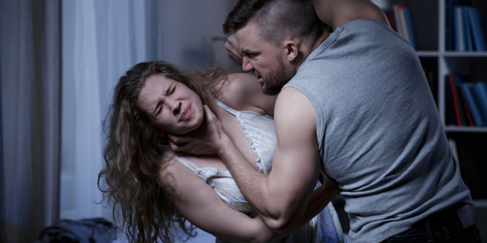 Latvijā 40% no vardarbības gadījumiem pret sievietēm notiek ģimenēs