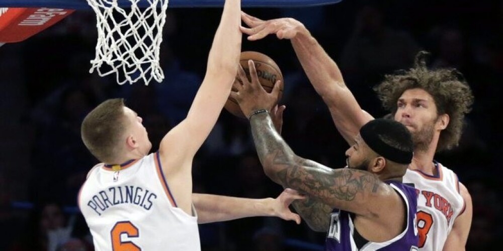Porziņģim 13 punkti; "Knicks" kārtējā nepārliecinošā un zaudētā spēle