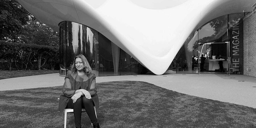65 gadu vecumā mirusi pasaulslavenā arhitekte Zaha Hadida