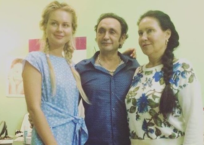 Мать Марины Африкантовой помолодела на 10 лет