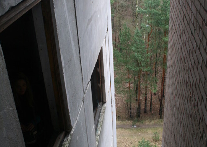 В советское время здание строилось под роддом, однако так и не было закончено