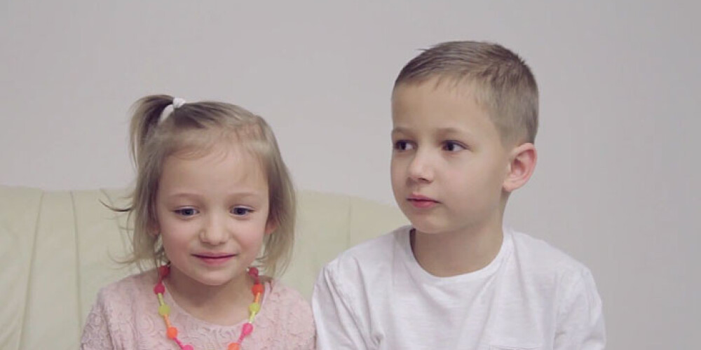 Bērni stāsta Laurim Reinikam, par ko visbiežāk izjūt stresu. VIDEO