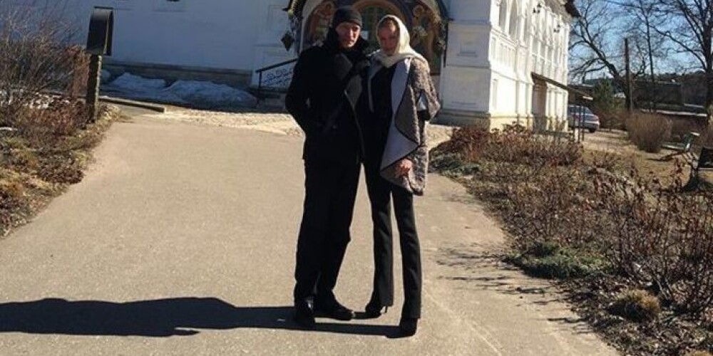 Анастасия Волочкова сходила в храм с новым возлюбленным