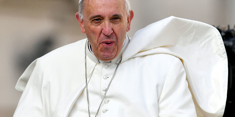 Pāvests Francisks liek vilties homoseksuālajiem katoļiem