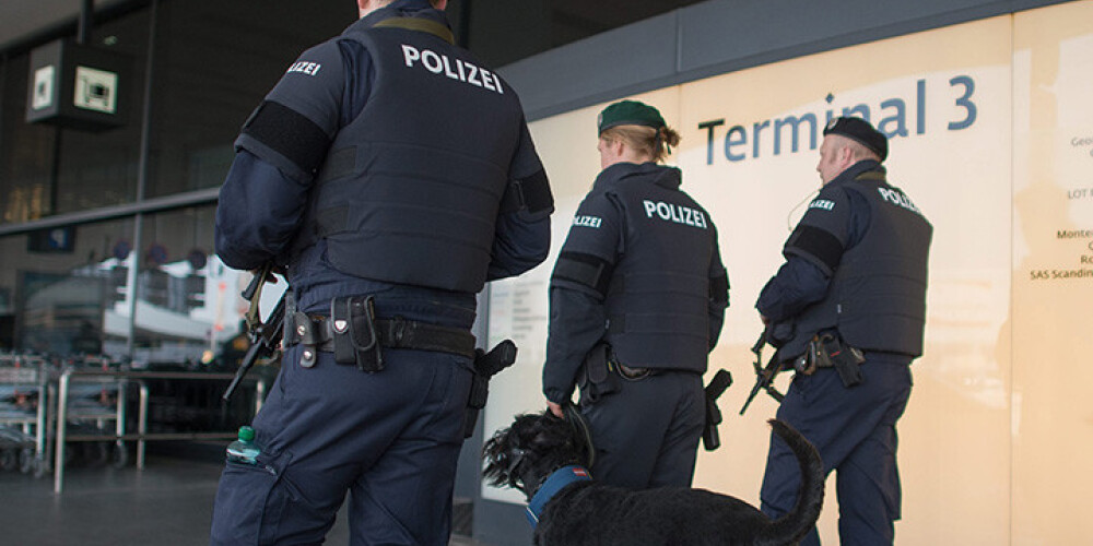 Austrijā saistībā ar Parīzes teroraktiem aizturētais varētu būt saistīts ar Mumbajas slaktiņu