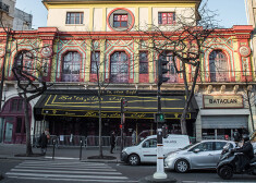 "Bataclan" koncertzāle izziņo pirmos koncertus pēc teroristu uzbrukuma