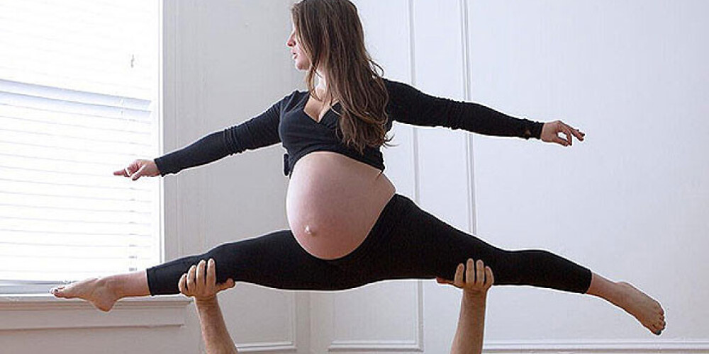 Акройога на девятом месяце беременности