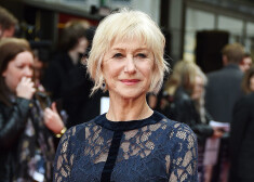 Filmā "Eye in the Sky" Mirena atveido armijas pulkvedi, kura Londonā vada slepenu operāciju - ar bezpilota lidmašīnu palīdzību notvert teroristu grupējumu, kas slēpjas Kenijā.