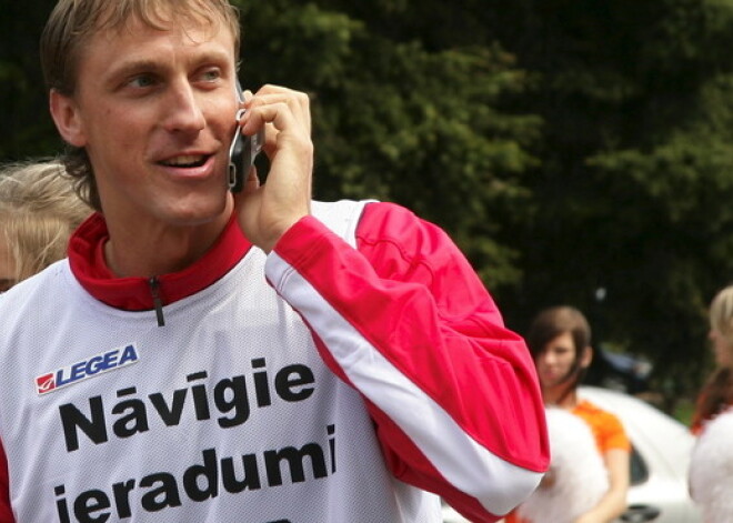 Bijušais Latvijas izlases basketbolists Vītols maina politisko partiju