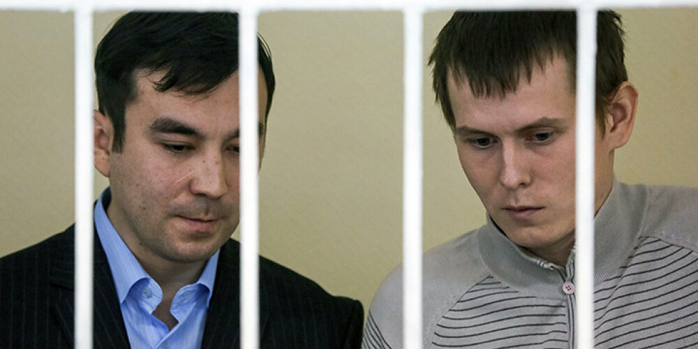 Ukrainas tiesa Luhanskā sagūstītajiem Krievijas karavīriem piespriež 14 gadus cietumā