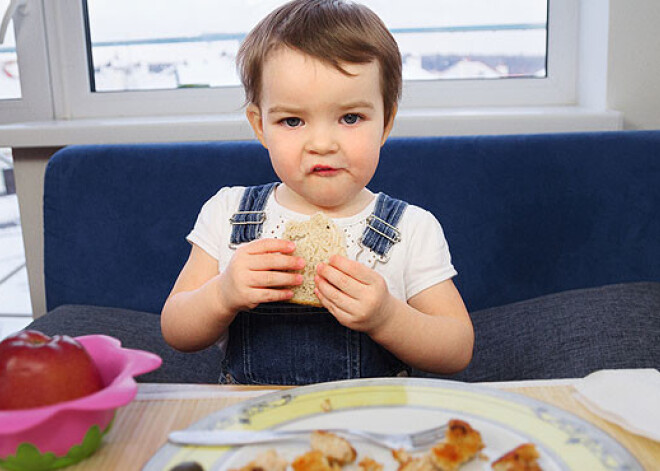 Bērns saka – neēdīšu. Vai vecākiem jāklausa?