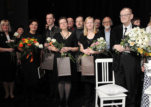 Apbalvoti Latvijas Literatūras gada balvas laureāti. FOTO