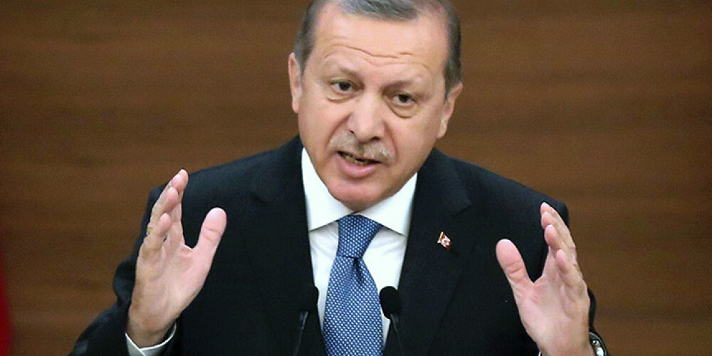 Turcijas žurnālistam par "Erdogana aizvainošanu" piespriež prāvu naudassodu