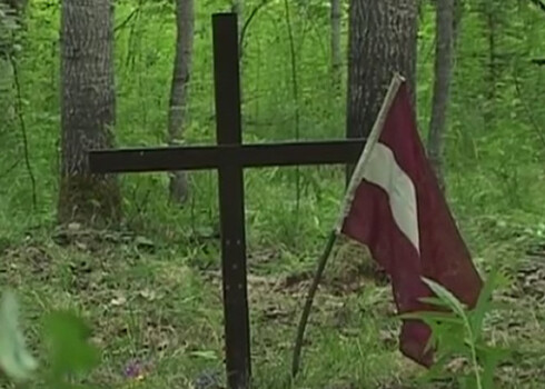 Gekas filmā parādīti PSRS Gulaga nometnēs izdzīvojušo cilvēku likteņi.