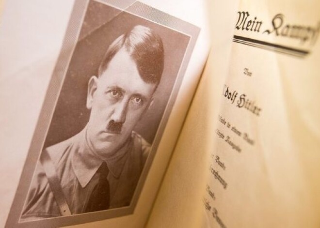 Hitlera "Mein Kampf" Bavārijā varētu nonākt skolu solos