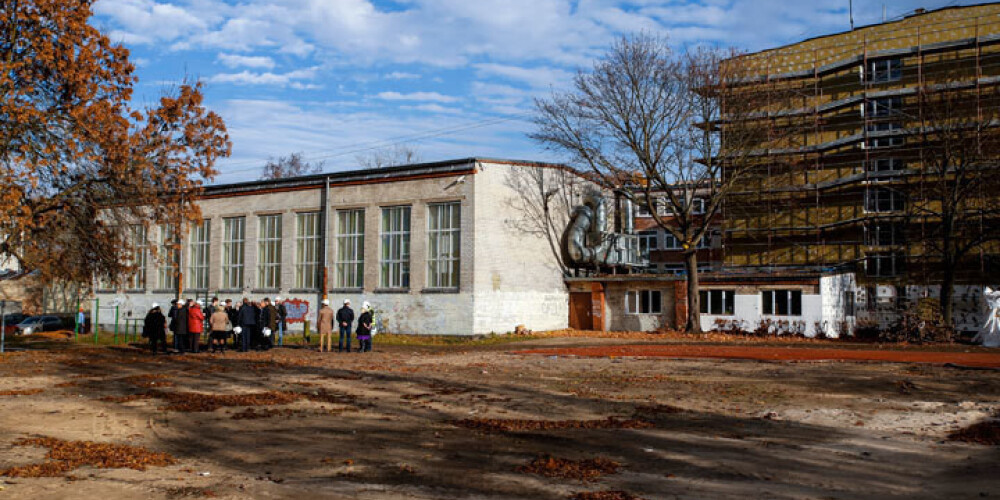 Turpinās Rīgas Austrumu vidusskolas rekonstrukcijas darbi