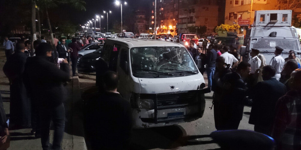 Nežēlīgā džihādistu rīkotā slaktiņā Kairā nošauti astoņi policisti