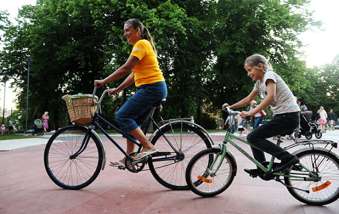 Šajā nedēļas nogalē Valmierā un tās apkārtnē notiks vēl nebijis riteņbraukšanas festivāls „Velo pedālis”, kurā velo entuziasms būs savienots ar kino skatīšanos.