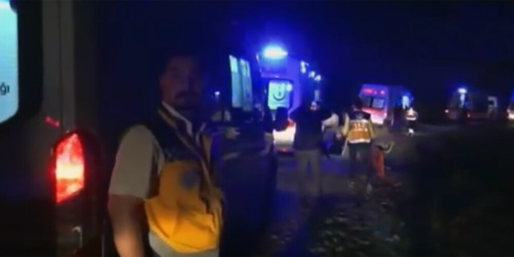 Bumbas sprādzienā Stambulā ievainoti 4 cilvēki