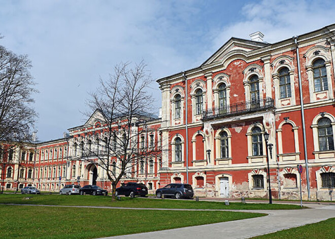 Muzeju naktī atklās lielformāta fotogrāfiju izstādi par izciliem jelgavniekiem