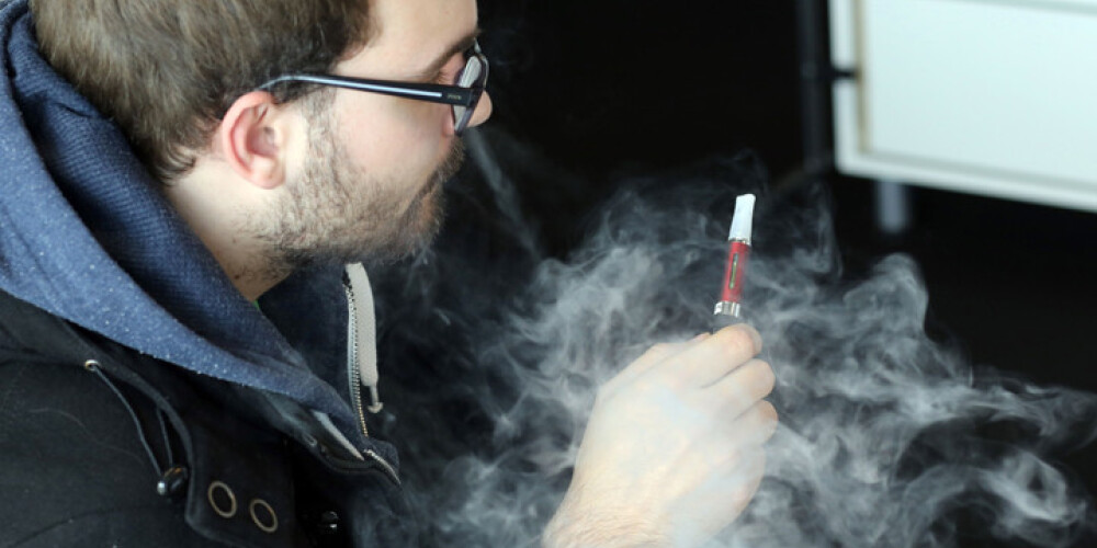Šveices zinātnieki radījuši pirmo marihuānas e-cigareti