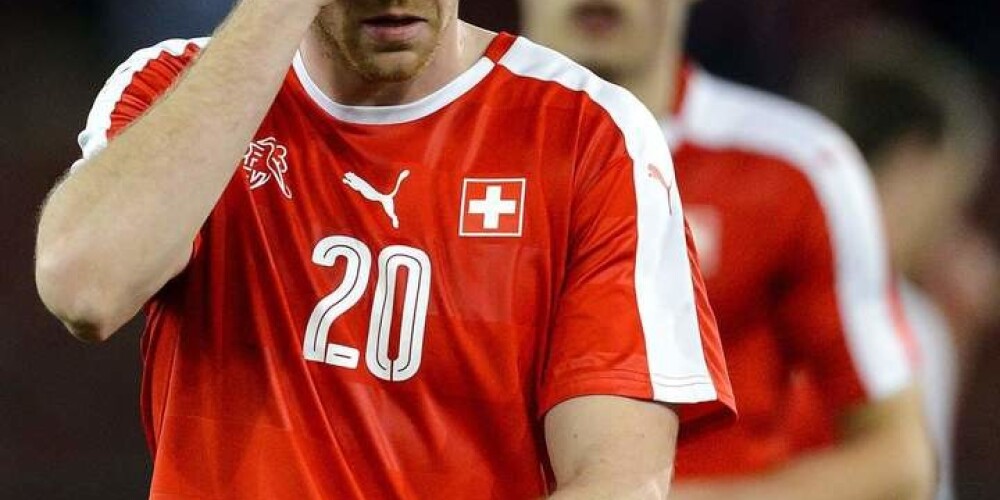Šveices futbola izlasē neatrodas vieta pieredzējušam aizsargam Senderosam
