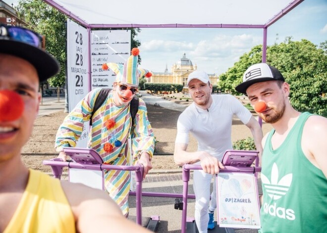 Turpinās Eiropas mēroga skrējiens, lai palīdzētu Dakterim Klaunam. FOTO