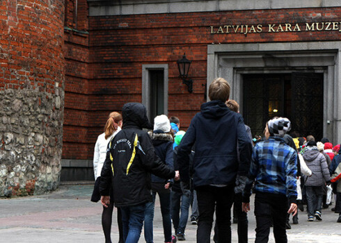 Zināms, kas remontēs Latvijas Kara muzeja ekspozīcijas zāles