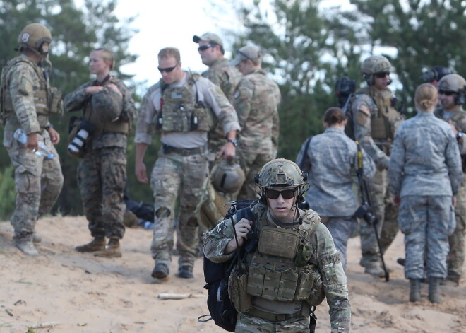 Ādažos notiek starptautiskās militārās mācības "Saber Strike"