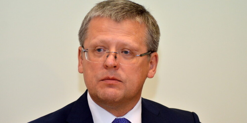 Bijušais veselības ministrs Belēvičs noliek Saeimas deputāta mandātu