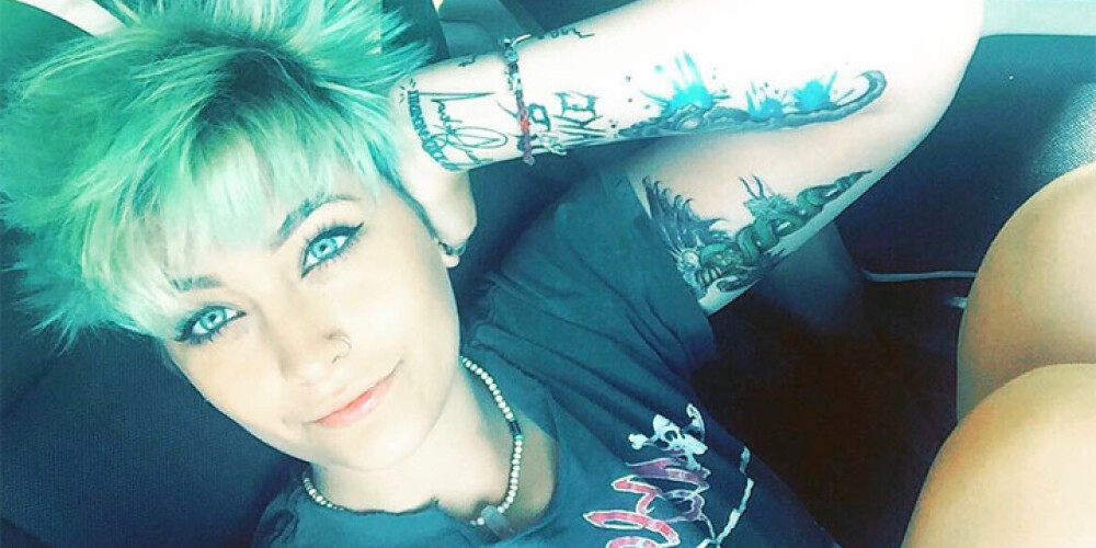 18-летняя дочь Майкла Джексона сделала свою 23-ю татуировку
